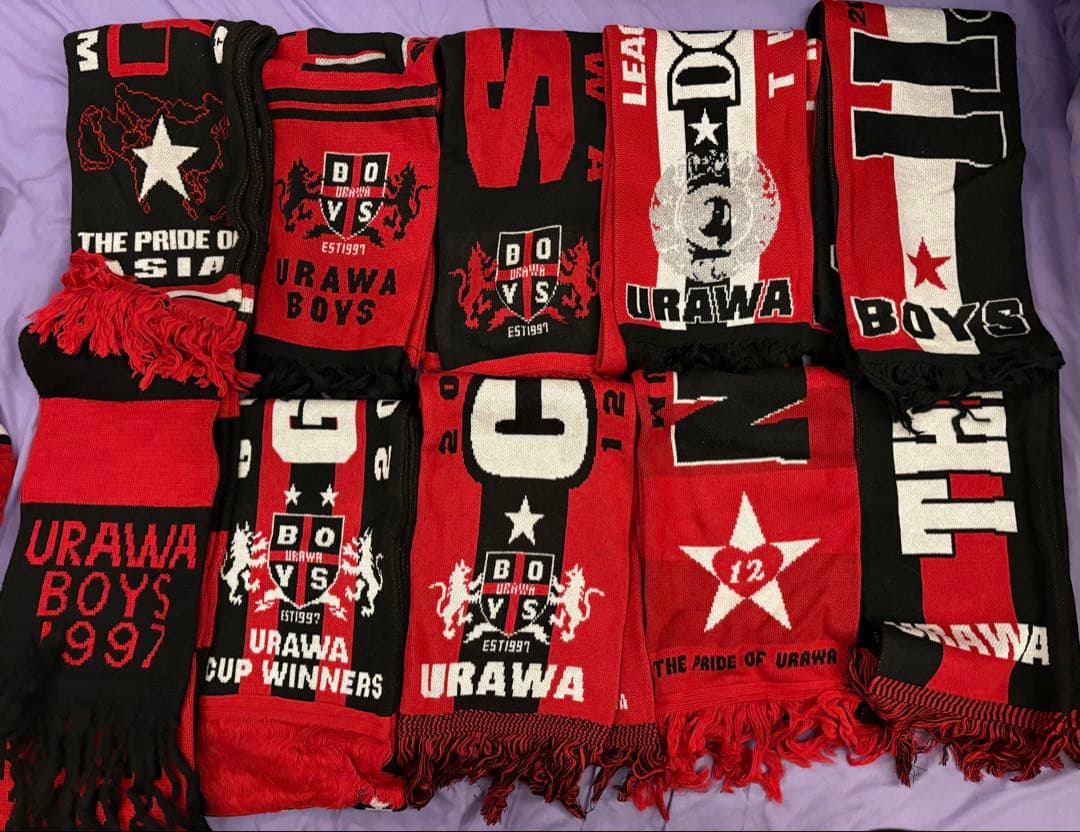 ね*こ様 【値下げ】 URAWA BOYS マフラー (オマケ有り) 浦和レッズ