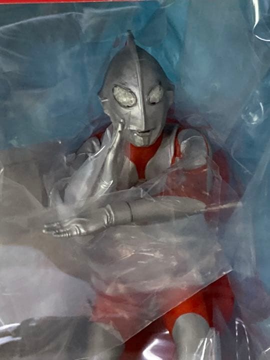 大怪獣シリーズ　ウルトラマン(Aタイプ) スペシウム光線ポーズ 発光Ver.