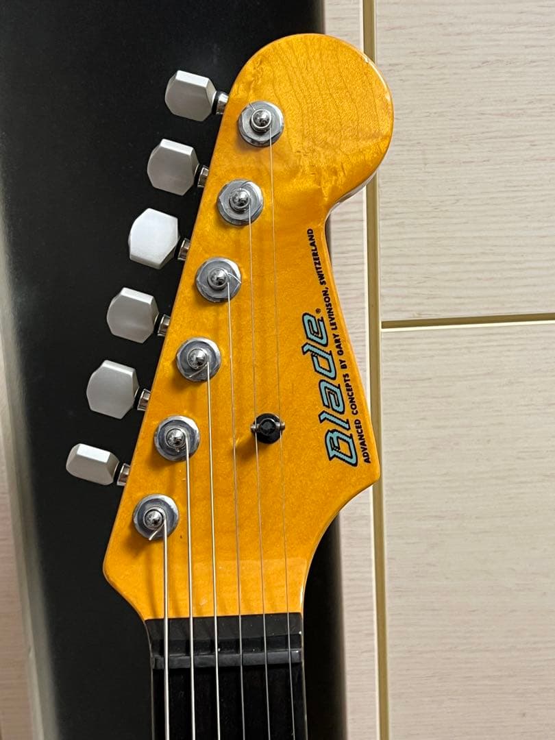 即発送 Blade RV-4 ファルコントレモロ搭載 調整済み 試奏可能