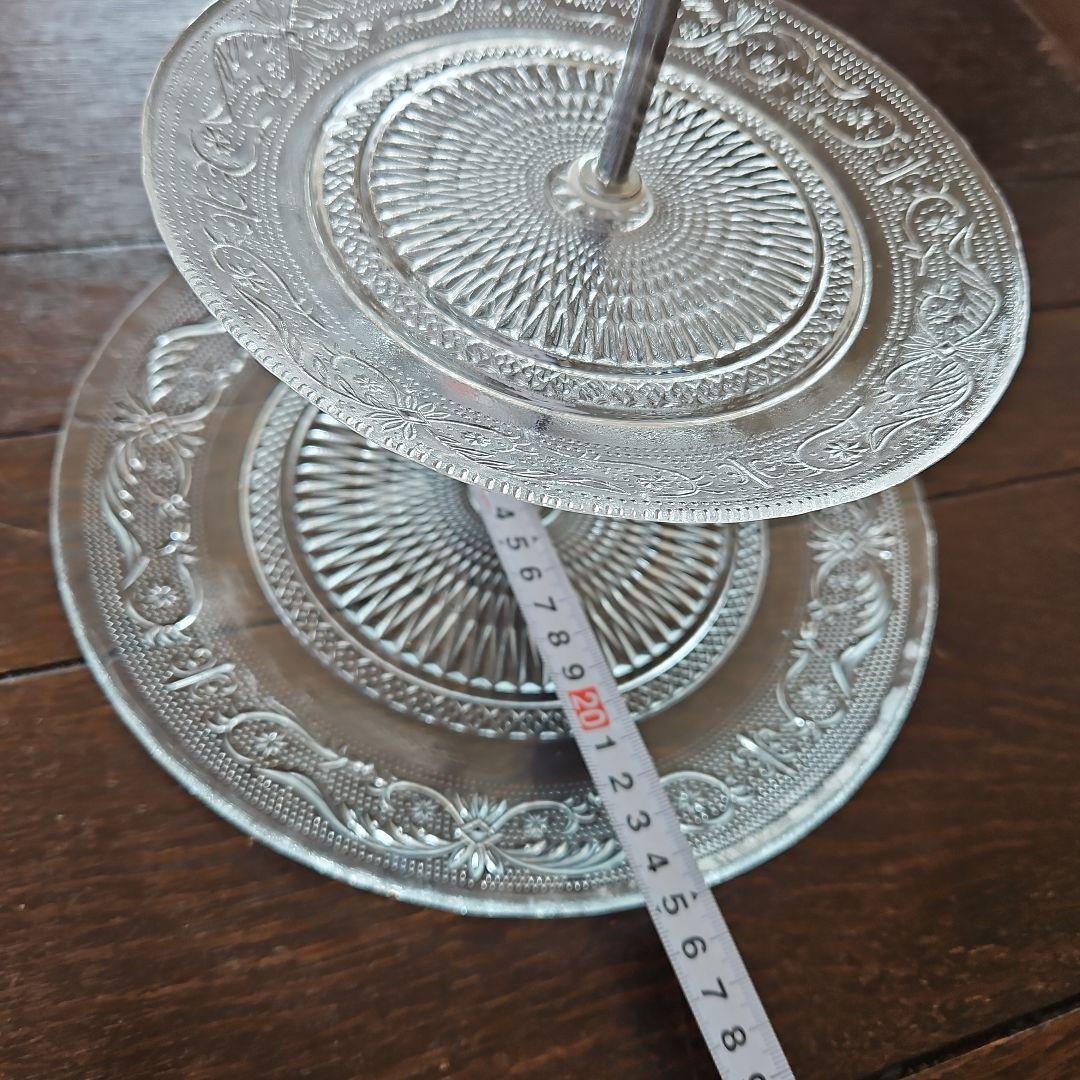 ガラス製三段ケーキスタンド