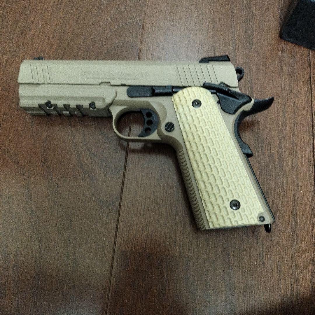 東京マルイ デザートウォーリア ハンドガン