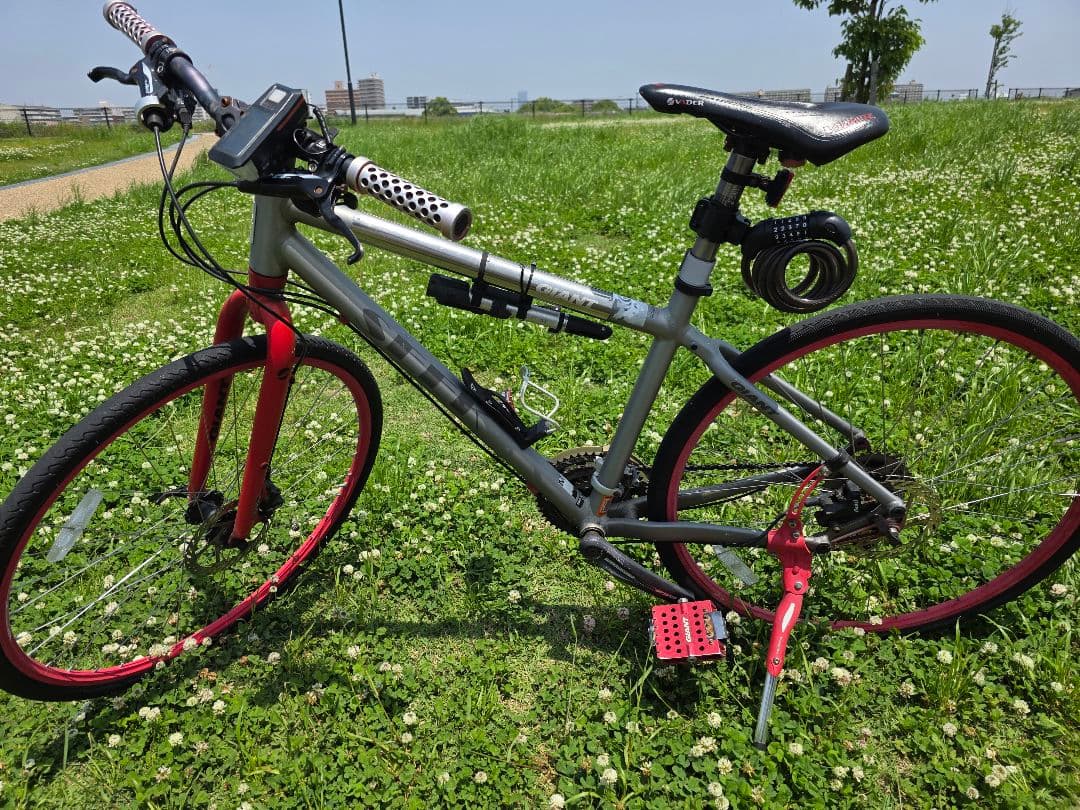 自転車本体 giant seek