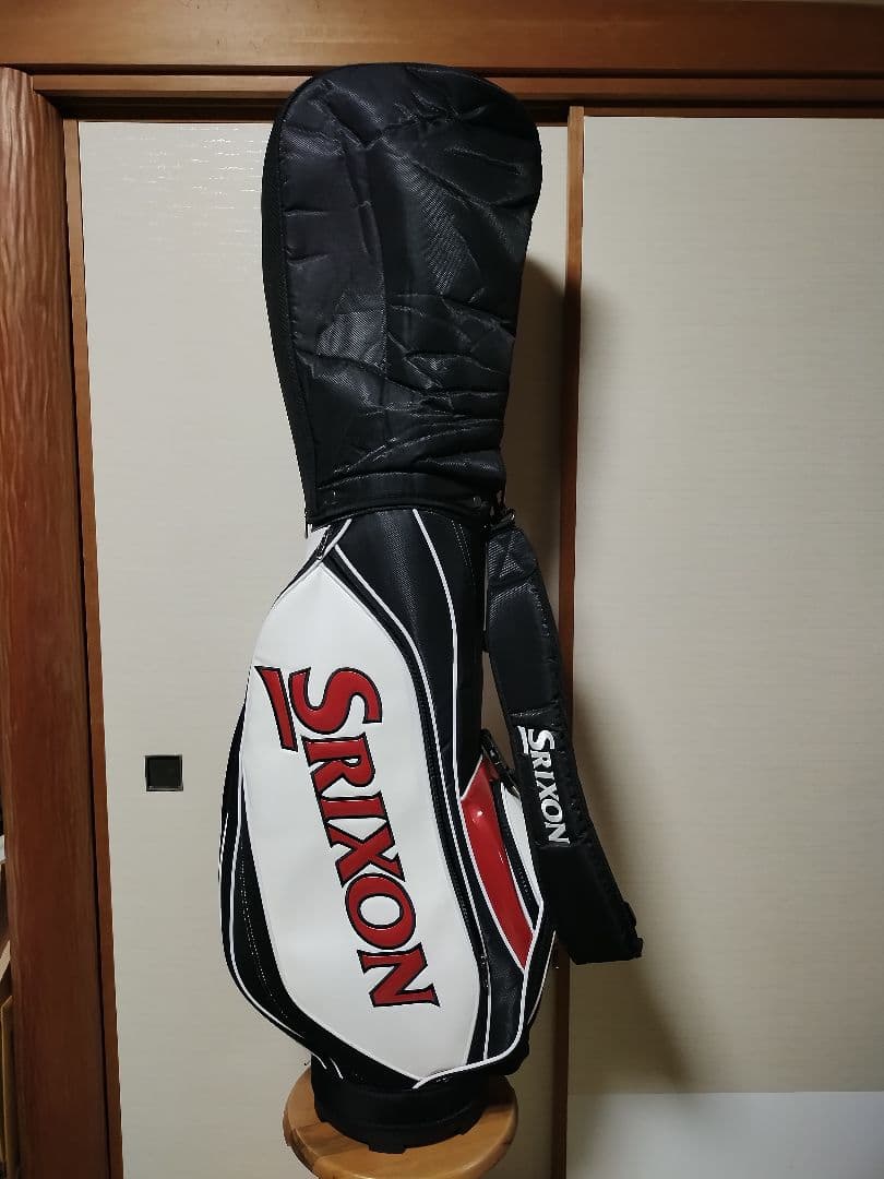 美品 SRIXON スリクソン ゴルフ キャディバッグ フードカバー付