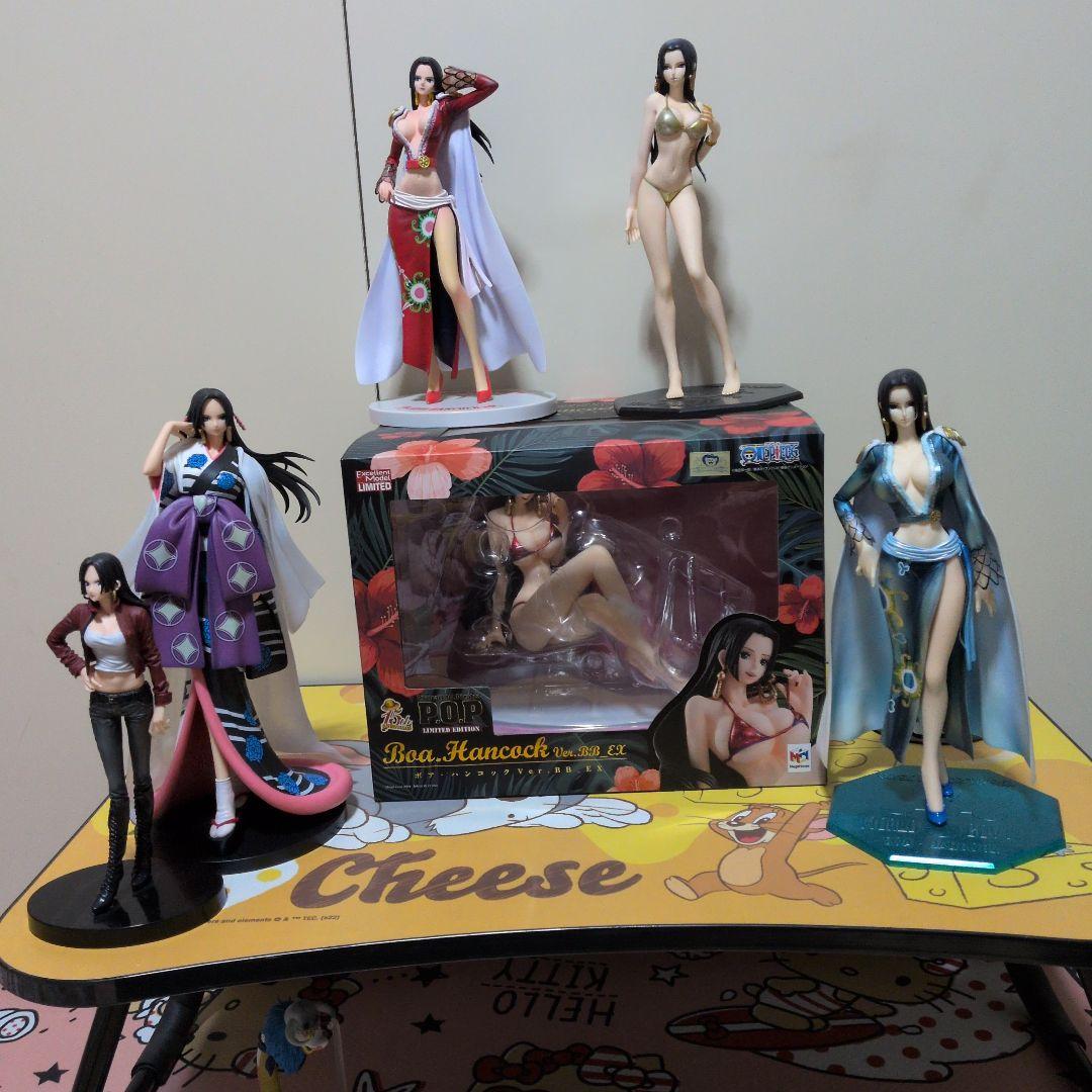 ワンピースボア・ハンコックまとめ売り。