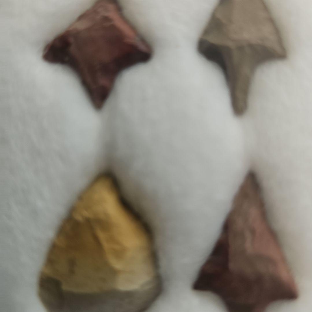 石器 矢じり 30個以上 ディスプレイケース付き