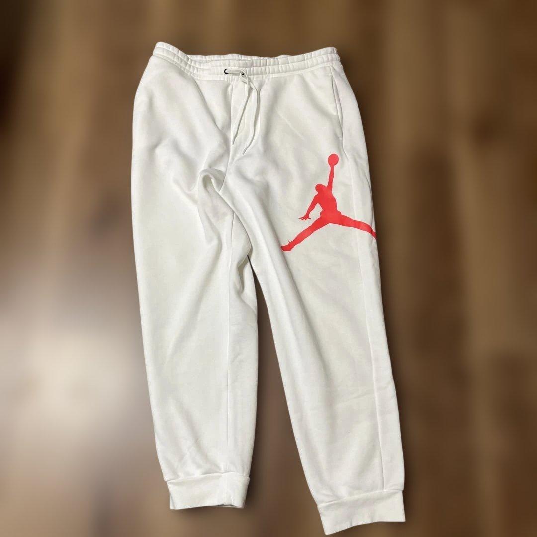 週末セール❣️NIKEジョーダン白❣️スエットセットアップ