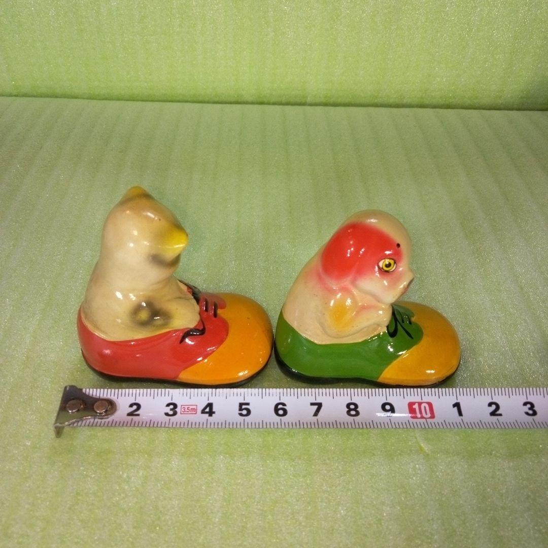 猫と犬の靴型置物　靴に入った猫と犬の鉛筆削り　フィギュア　アンティーク　レトロ