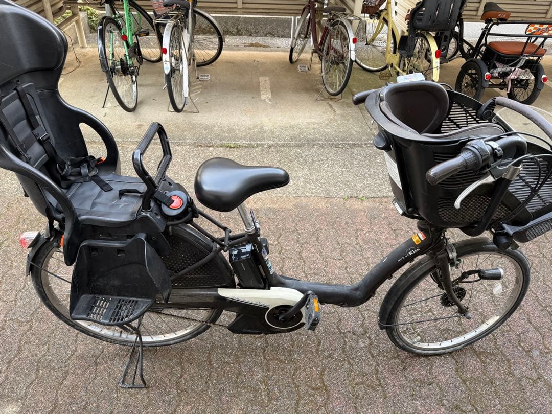 電動アシスト自転車 チャイルドシート付き 黒
