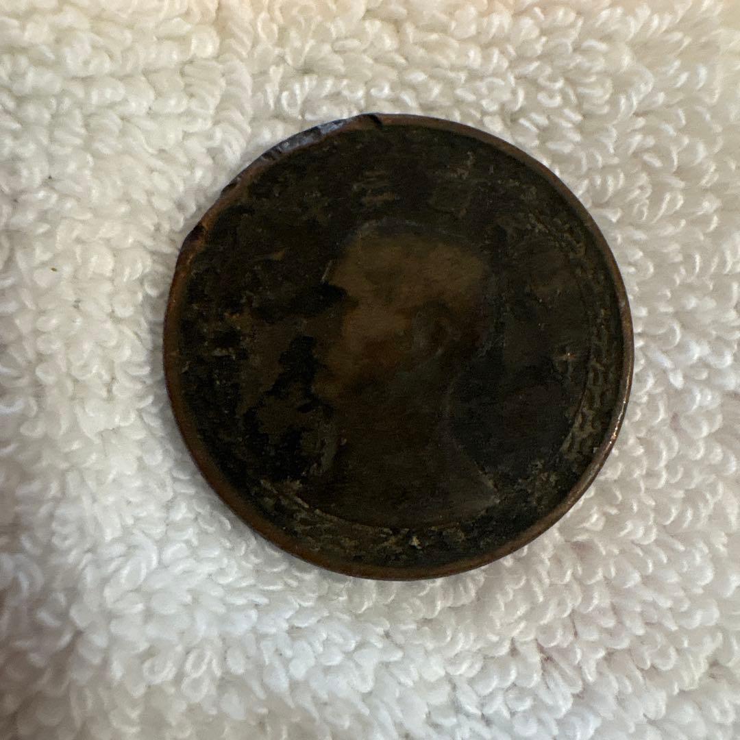 旧貨幣 台湾　中華民国38年(1949年)片面肖像 漢字刻印あり