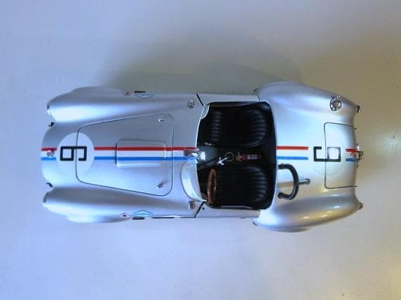 特価 京商 (1/18) コブラ 427S/C