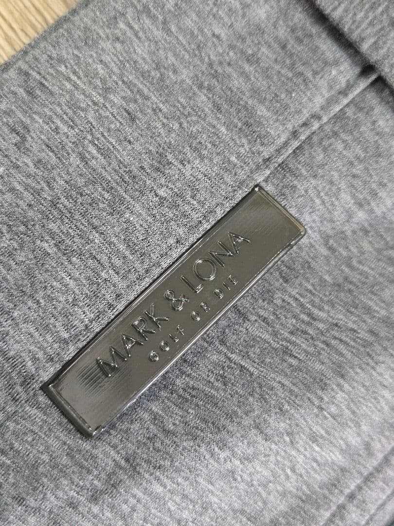 【一時間限定値下げ☆早い者勝ち】MARK & LONA ストレッチパンツ