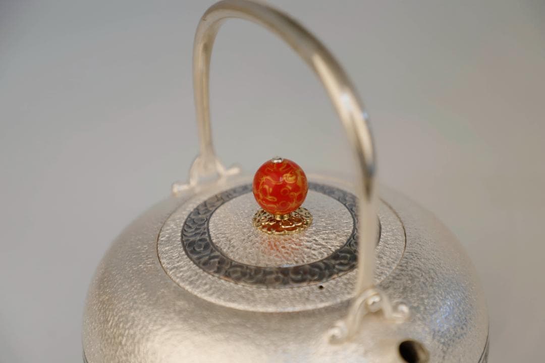 純銀製 青銅器紋 口打出 玉摘 湯沸 銀瓶 煎茶道具