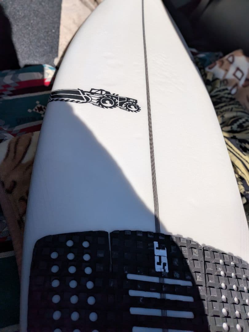 JSサーフボード ゼログラビティ 5'7”　24.3L