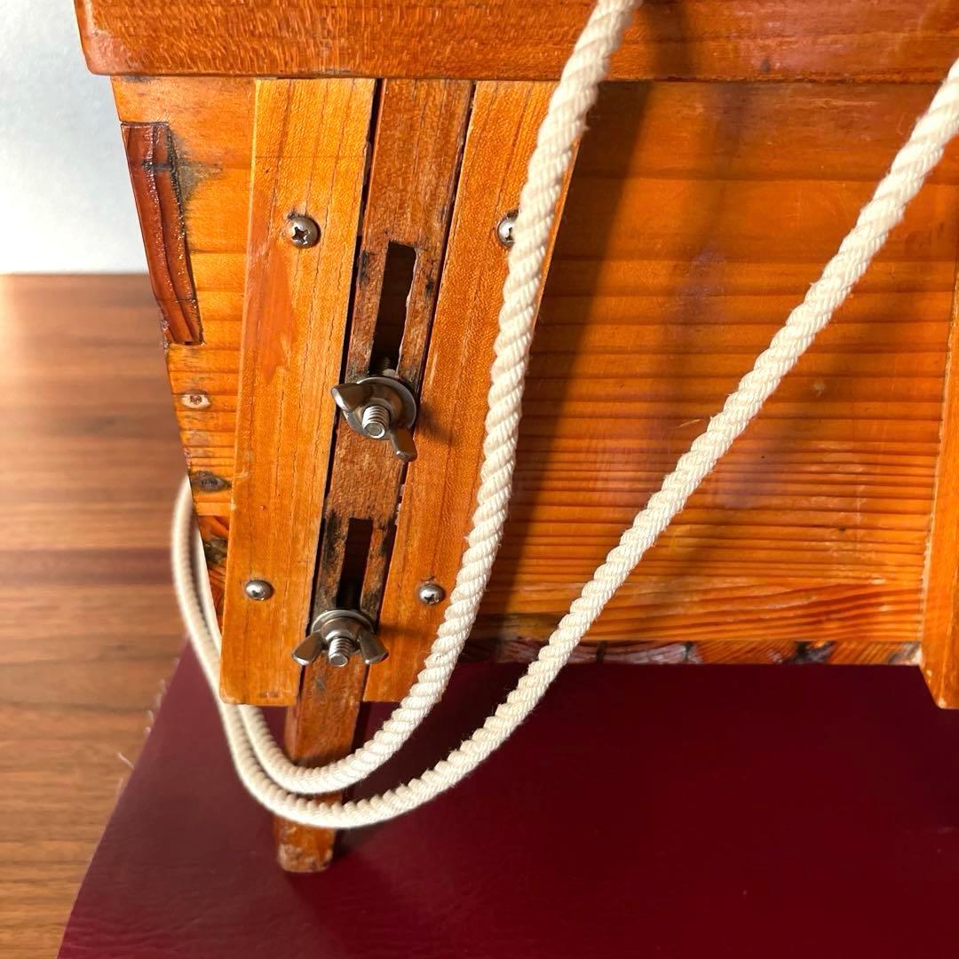 【紀州釣り】　釣り用箱　椅子　2本竿立て付き　木製 蓋付き　クーラーボックス