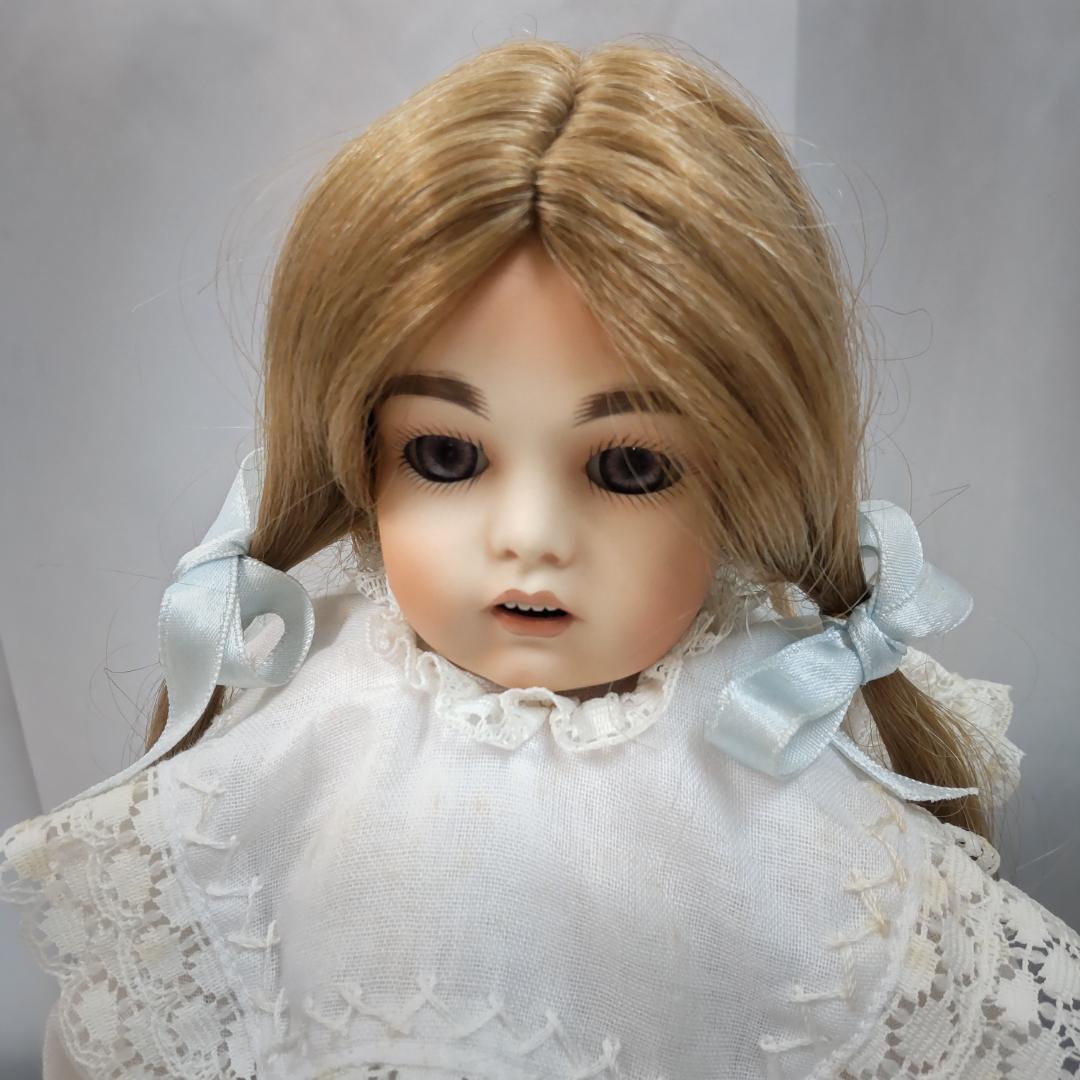 アンティークドール　リプロ　人形　ストロングミュージアム監修