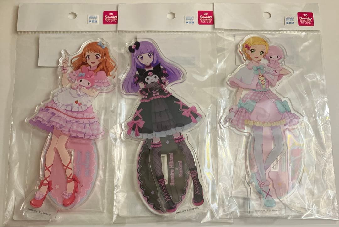 アイカツ サンリオ アクリルスタンド 大空あかり 氷上スミレ 新条ひなき 3点