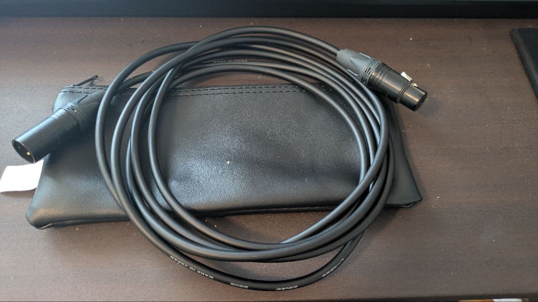 Audio-Technica AT2035 (ケーブル等付属)