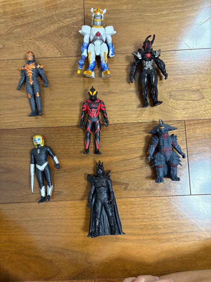ウルトラマンフィギュアセット 24体