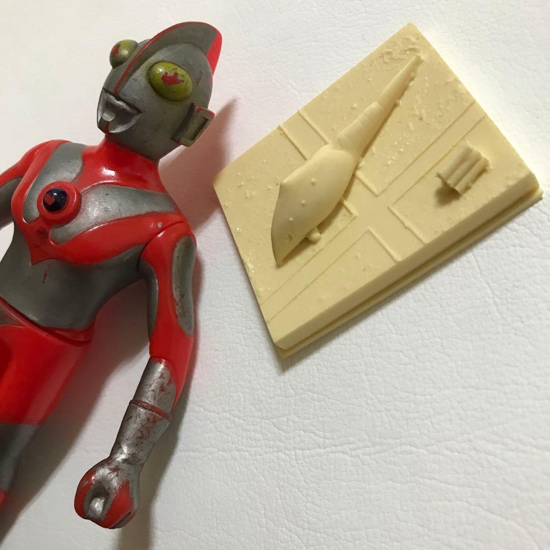 『初代マン　ガヴァドン (A)』 ポピー ソフビ 人形 怪獣 ガレージキット