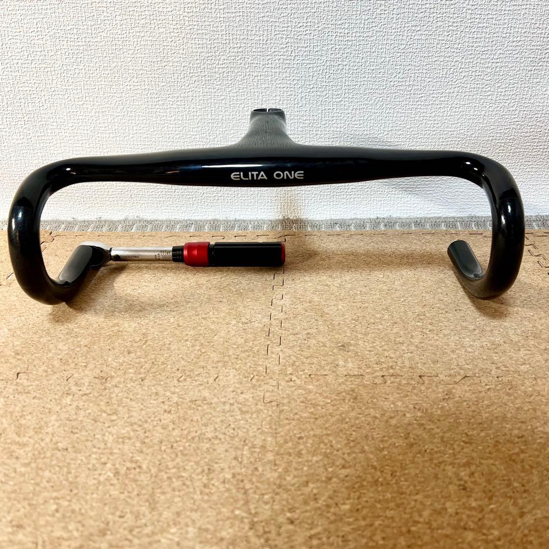 ロードバイク　一体型　カーボン　エアロ　ドロップハンドル　400-100mm