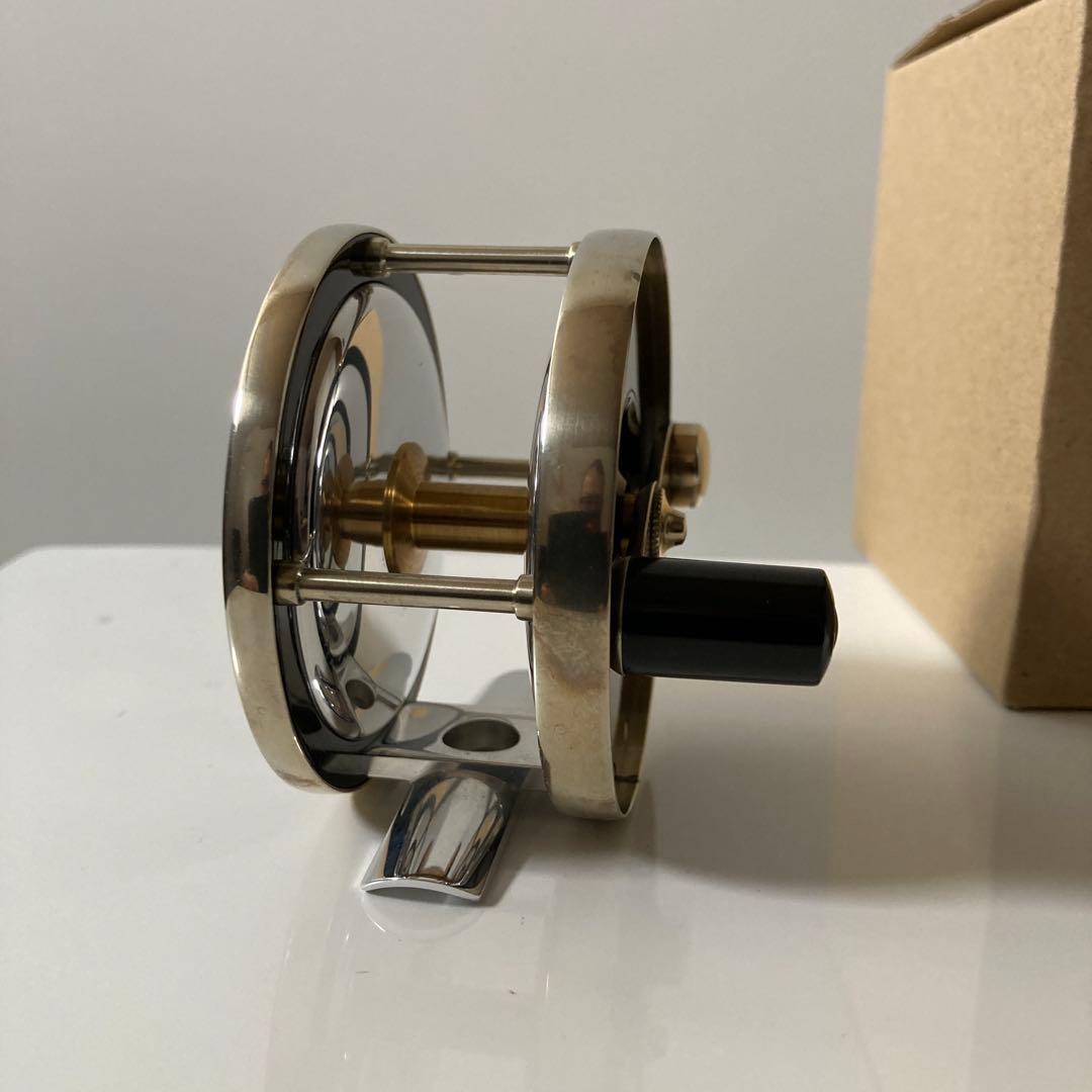 NAKA Reel サイズM