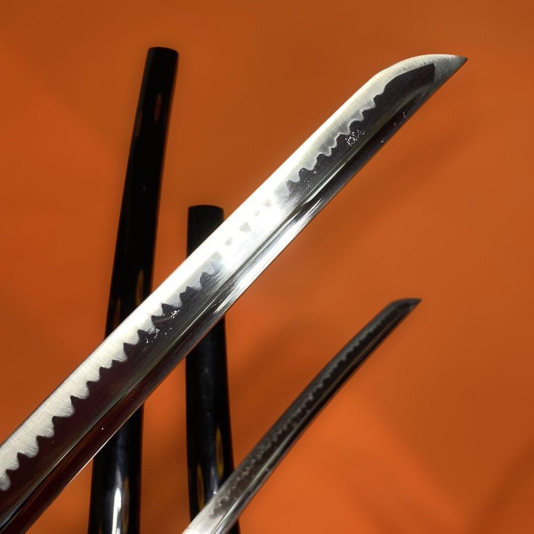 高級居合刀大小２本 黒柄 竹笹木瓜黒鍔 黒呂鞘