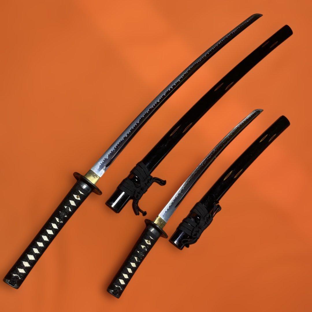 高級居合刀大小２本 黒柄 竹笹木瓜黒鍔 黒呂鞘