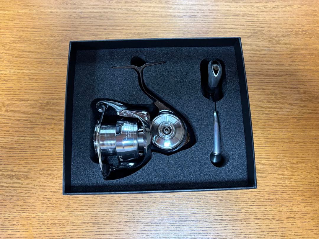 ダイワ　22イグジストPC LT3000-XH 美品