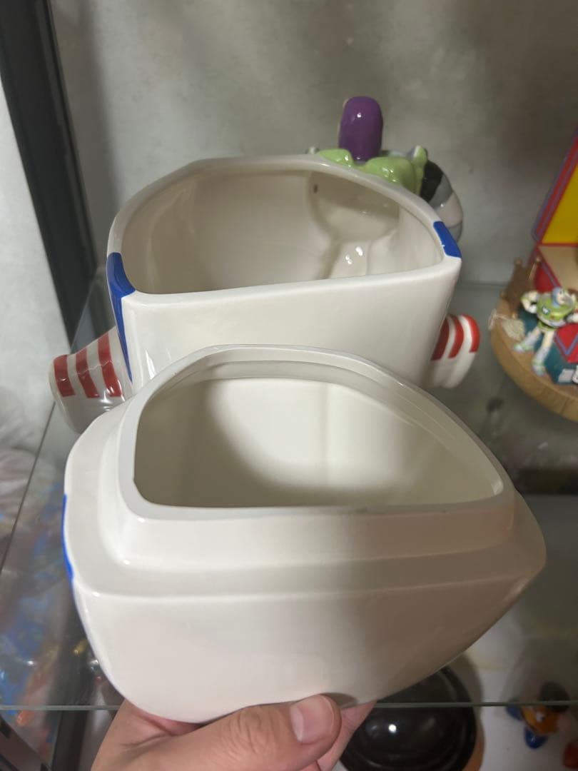 激レア　トイストーリー　バズ・ライトイヤー 宇宙船型クッキージャー