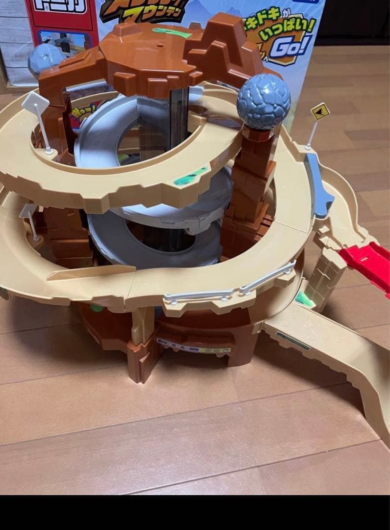 タカラトミートミカ スリリングマウンテン 初回生産版限定トミカ付き