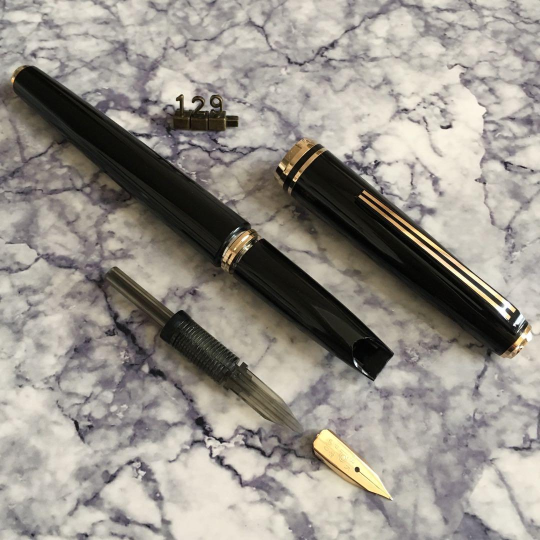 #129 オーバーホール済み 万年筆 PLATINUMプラチナ ロング 18k