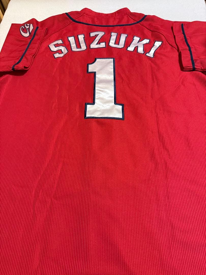 広島東洋カープ 鈴木選手1 ハイクオリティユニフォームL