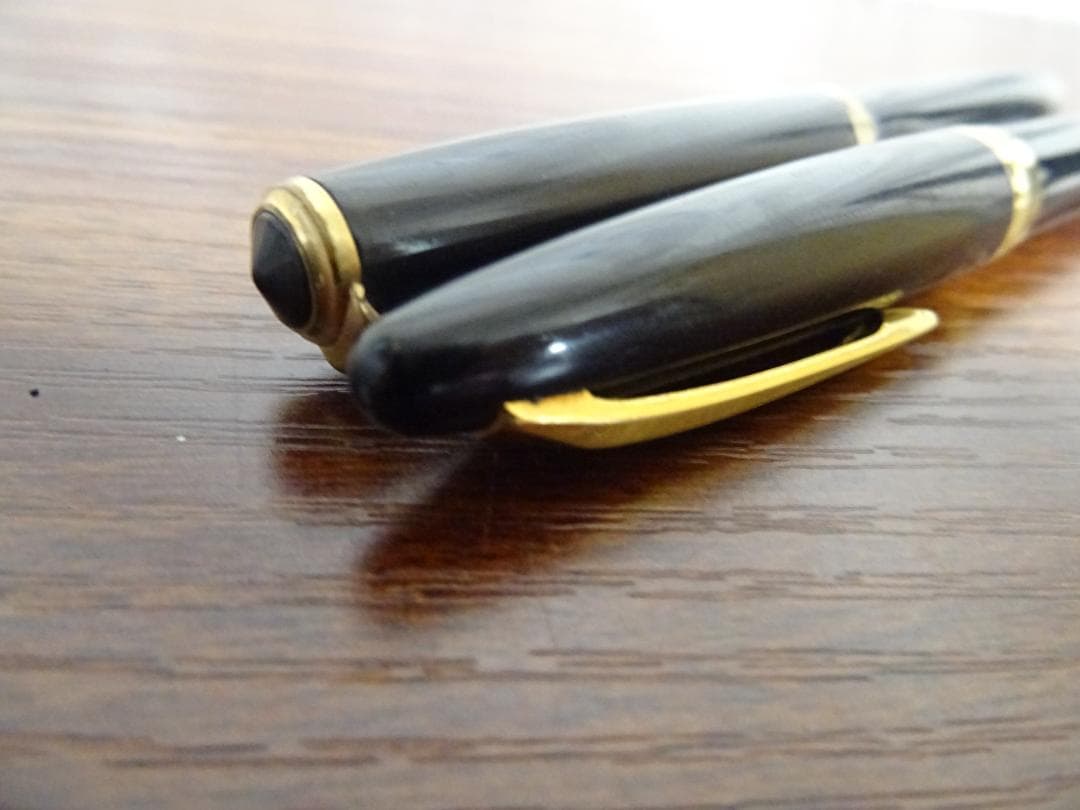 M*i様 静002 PILOT 万年筆 2本 ペン先 14K 18K