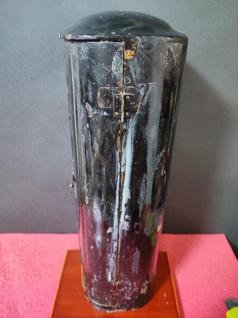 橱入大日如來仏　木刻