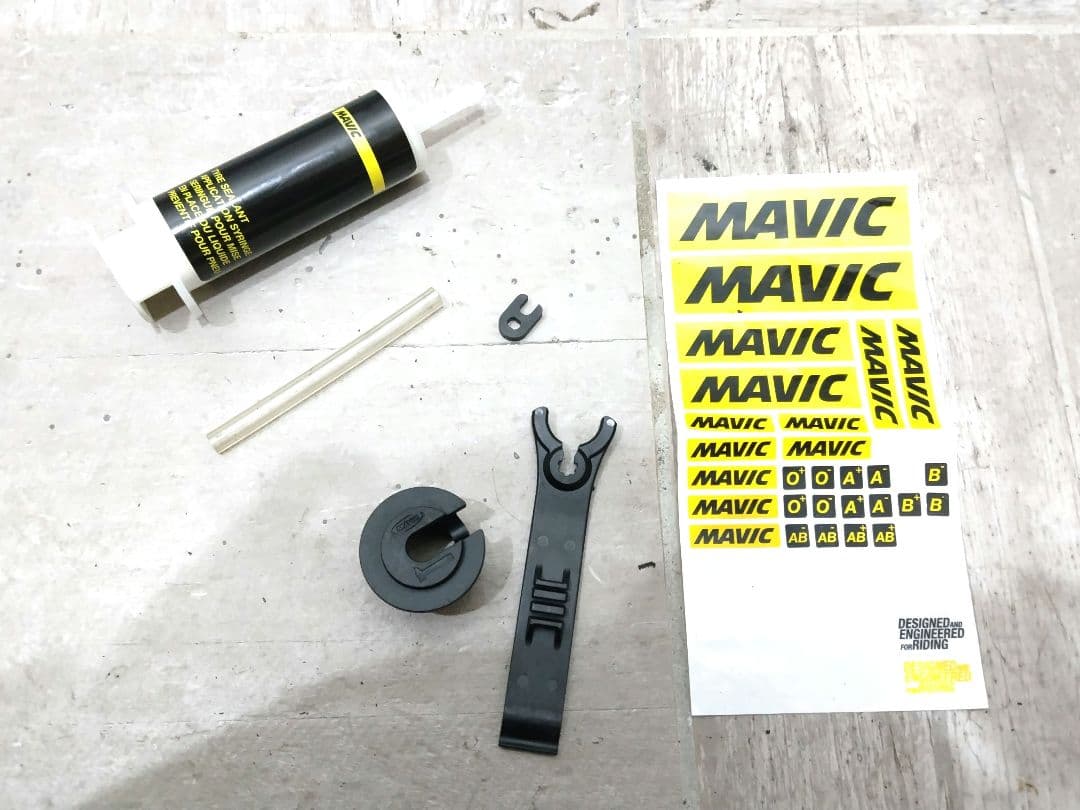 MAVIC KSYRIUM PRO CARBON SL UST チューブレス対応