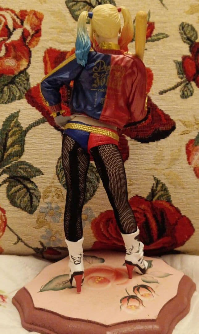 映画ザッ・スーサイド・スクワッドキャラクター【ハーレイ・クイン】フィギュア