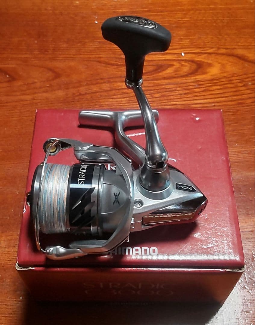 SHIMANO　ストラディックC3000　15　リール　 中古品　箱付き