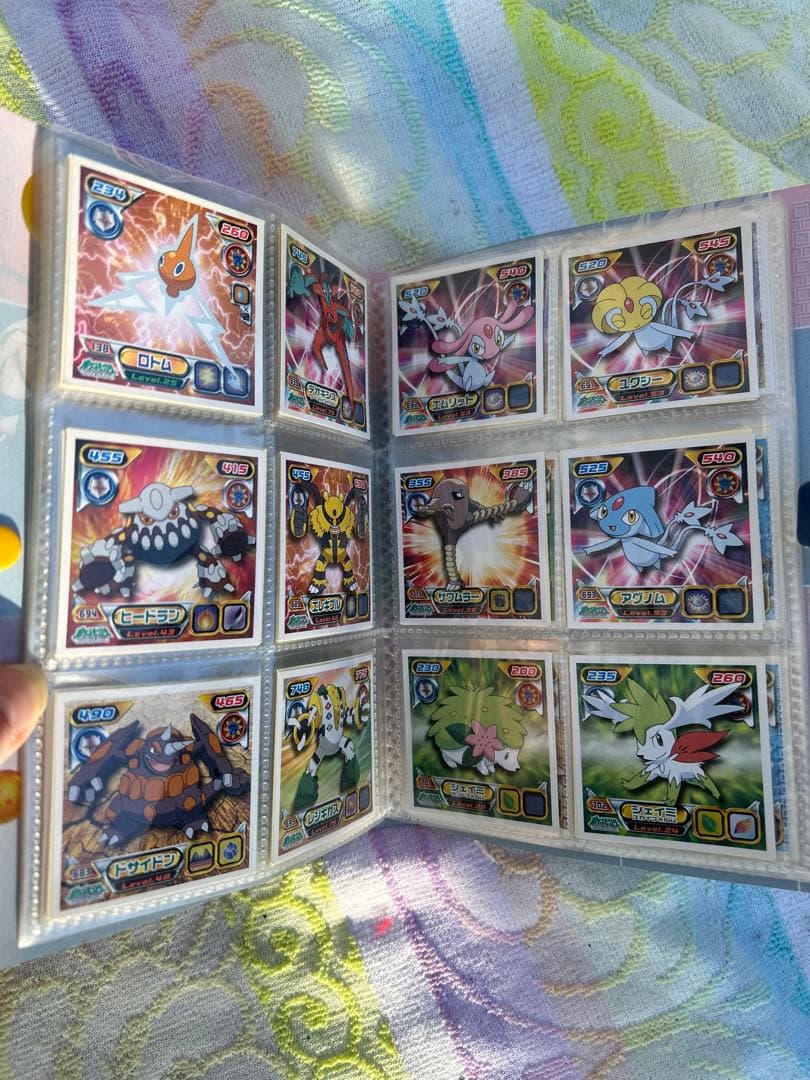 匿名配送】ドラゴンボール 列伝　ファイル　シール　ポケモン　カード　ピカチュウ