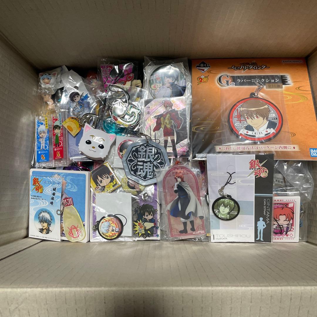 銀魂 グッズ アニメグッズ 缶バッジ 限定品200点以上