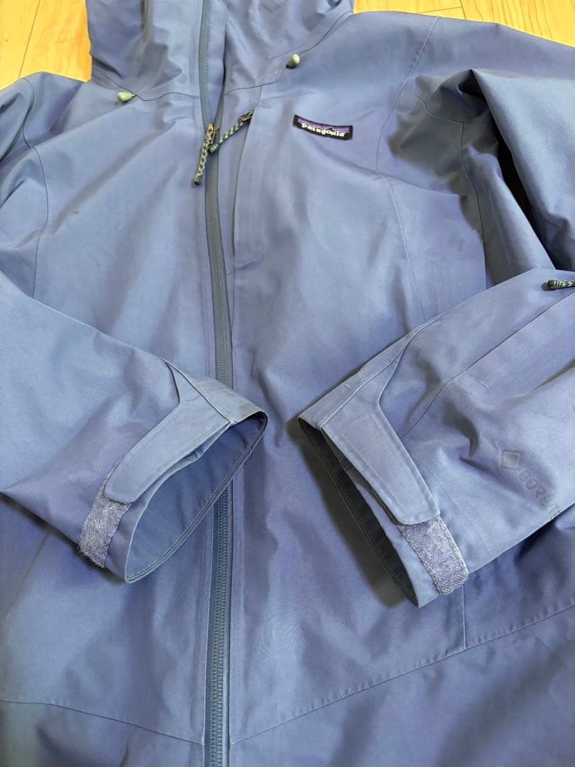 Patagonia レディース スノーボードウェア