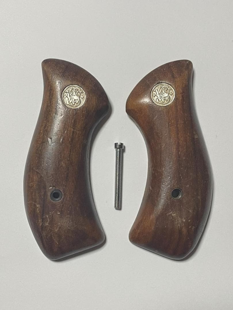 S&W純正 Jフレーム用 スムース木製グリップ