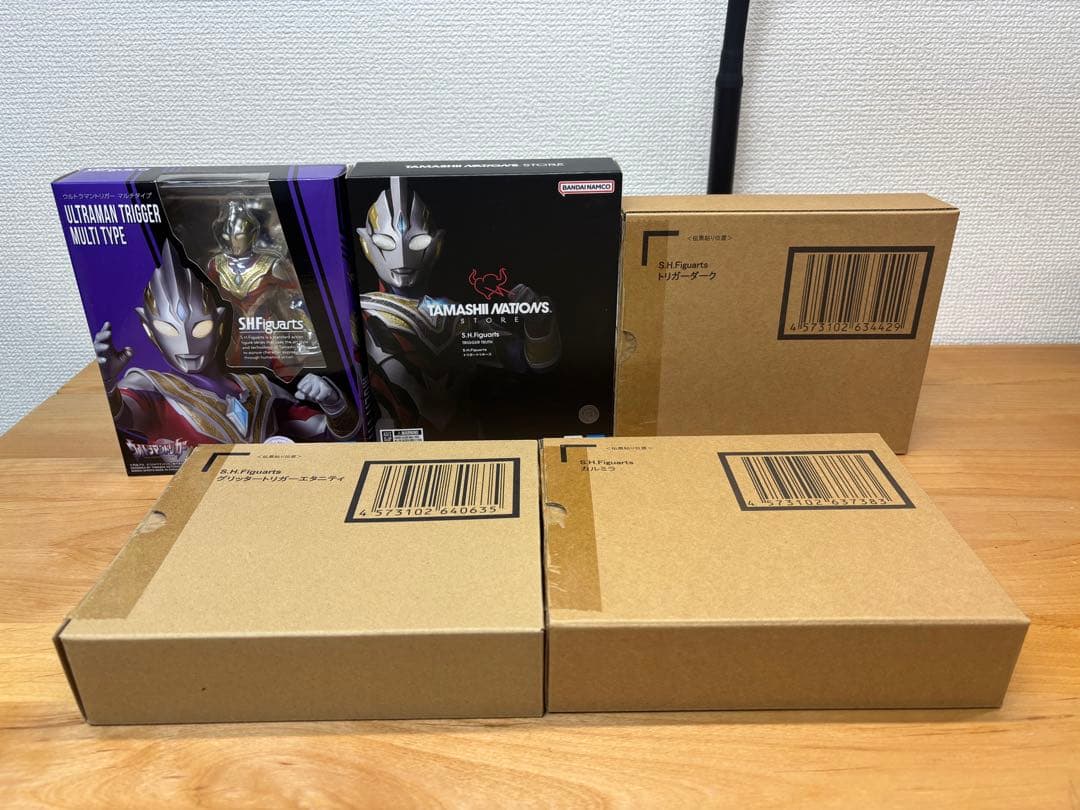 フィギュアーツ　ウルトラマントリガー　まとめ売り