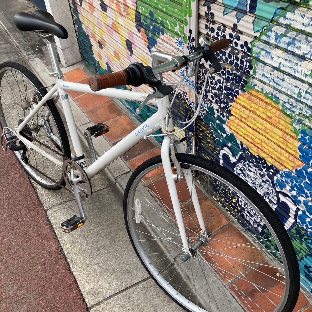 クロスバイク ホワイト 6段変速　取りに来る方限定