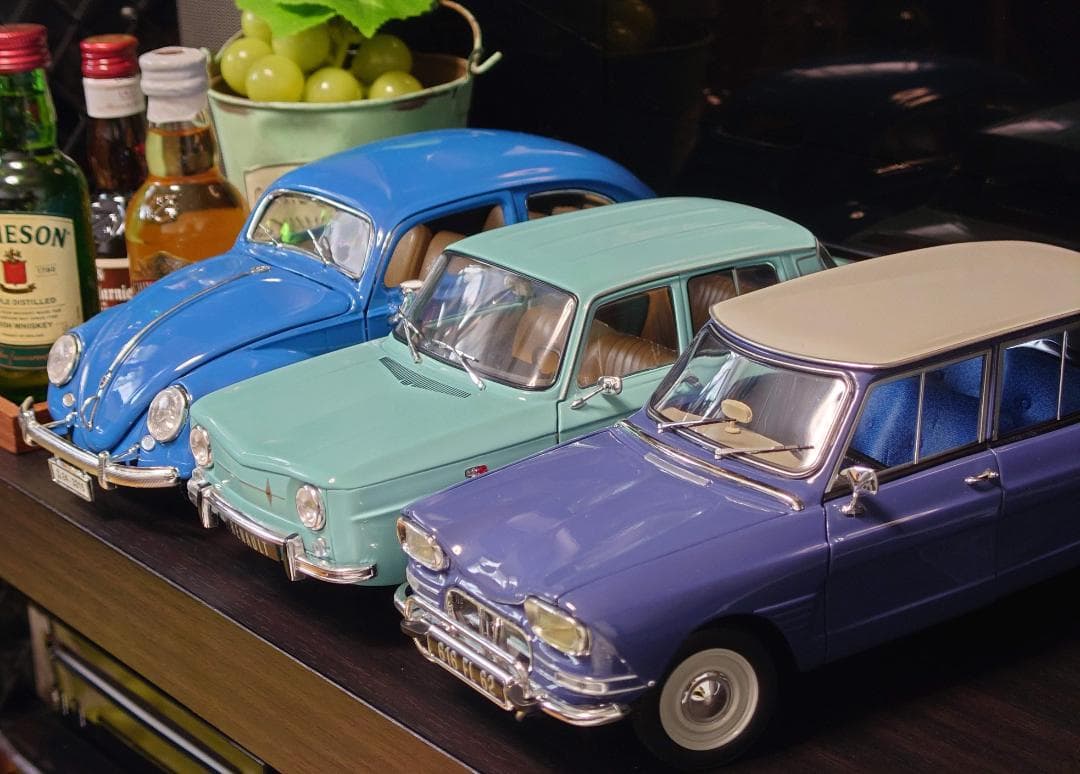 1/18 フォルクスワーゲン ビートル ブルー BEETLE 1955 ミニカー