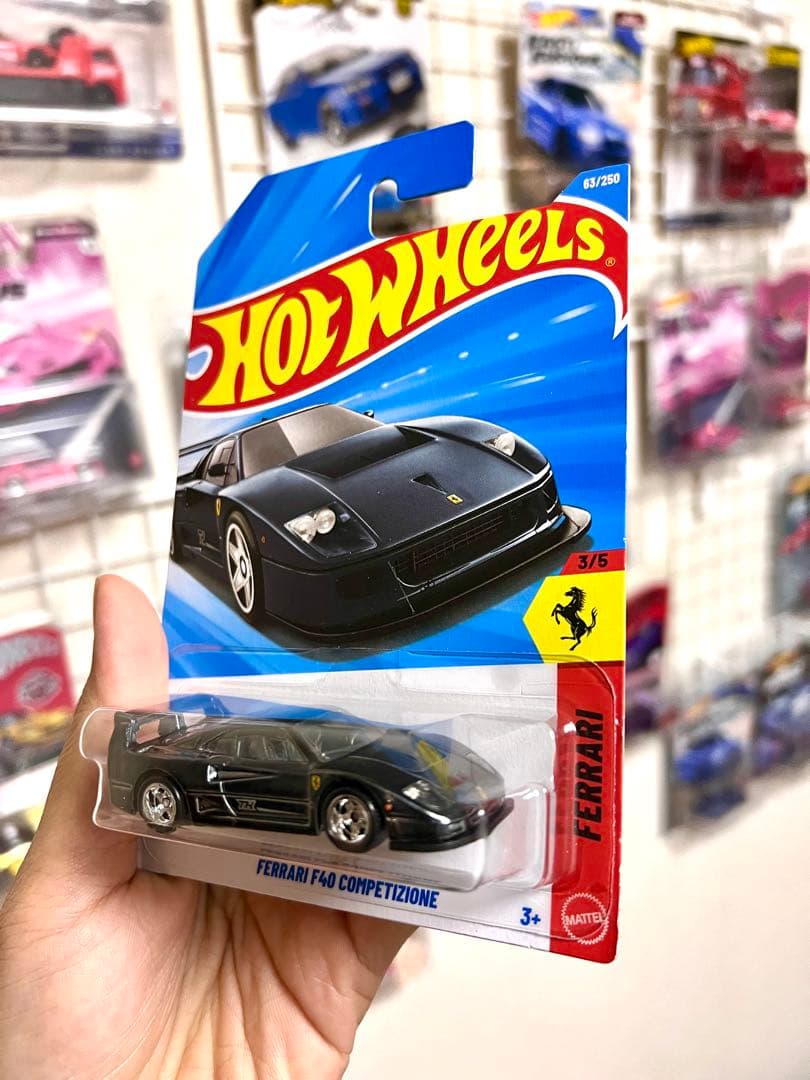 ホットウィール　フェラーリ・F40 　 スーパートレジャーハント 2台セット