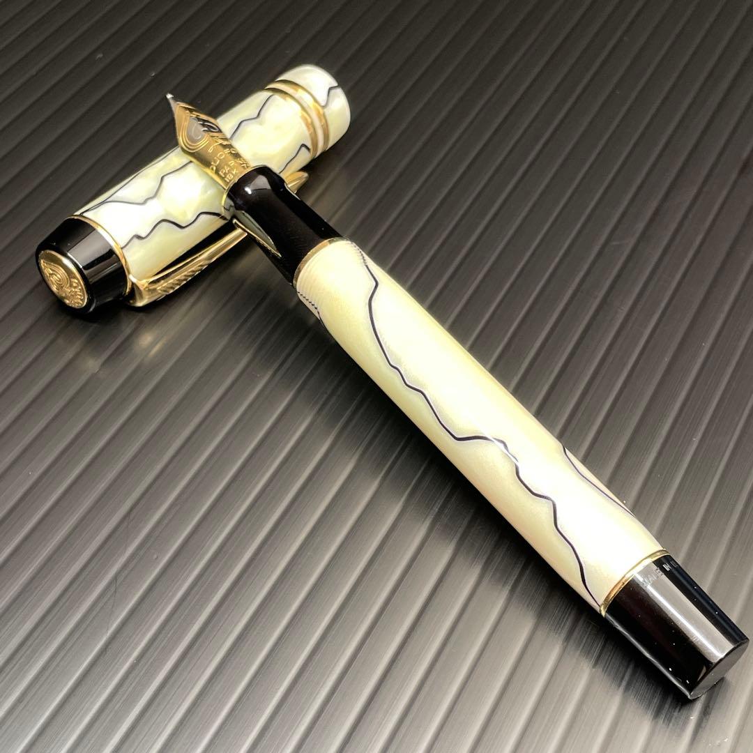 綺麗 パーカー デュオフォールド パール ブラック 18K センテニアル 万年筆