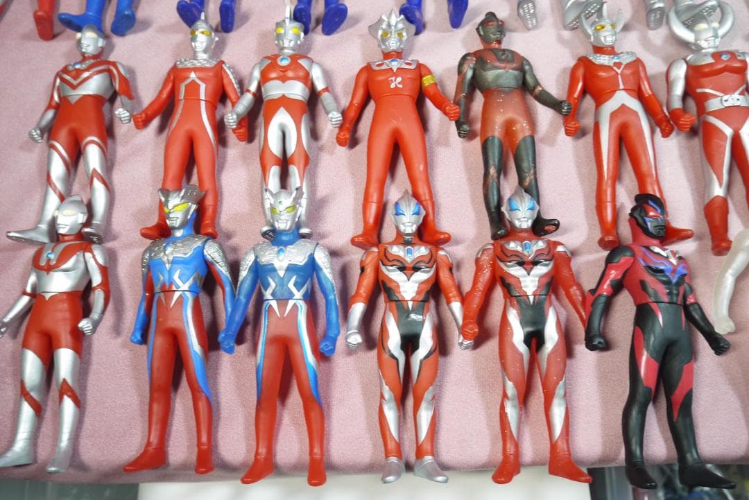ウルトラヒーローシリーズ　800サイズ　500サイズ　ソフビ81体