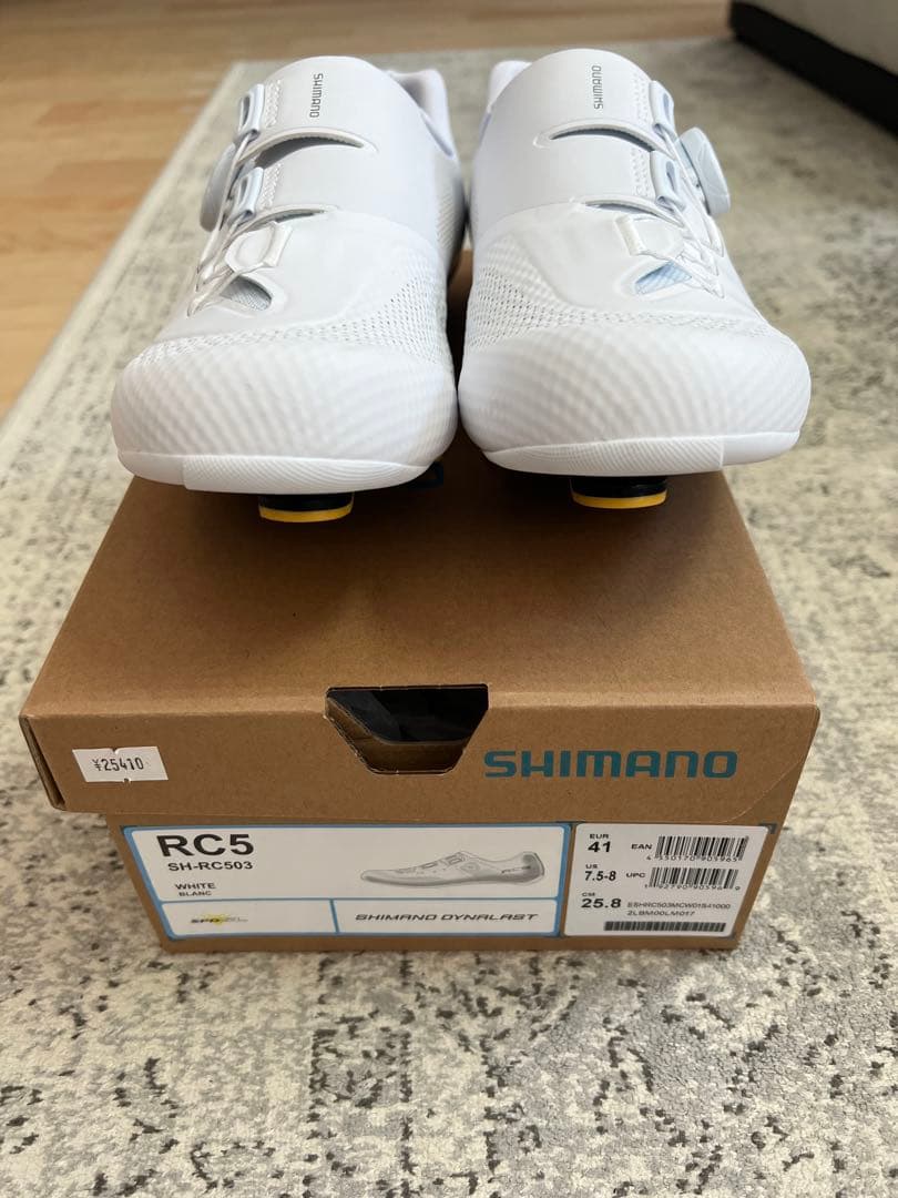 Ye　美品　SHIMANO RC5 ホワイト 41サイズ