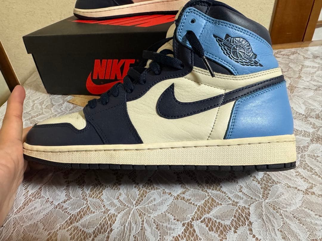 ナイキ エアジョーダン1 レトロ ハイOGオブシディアン ユニバーシティ ブルー