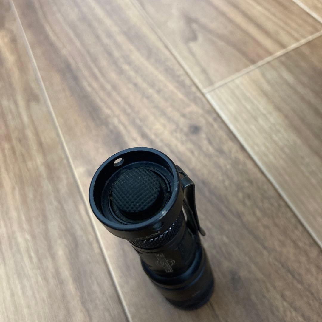 SureFire V1 Vampire フラッシュライト